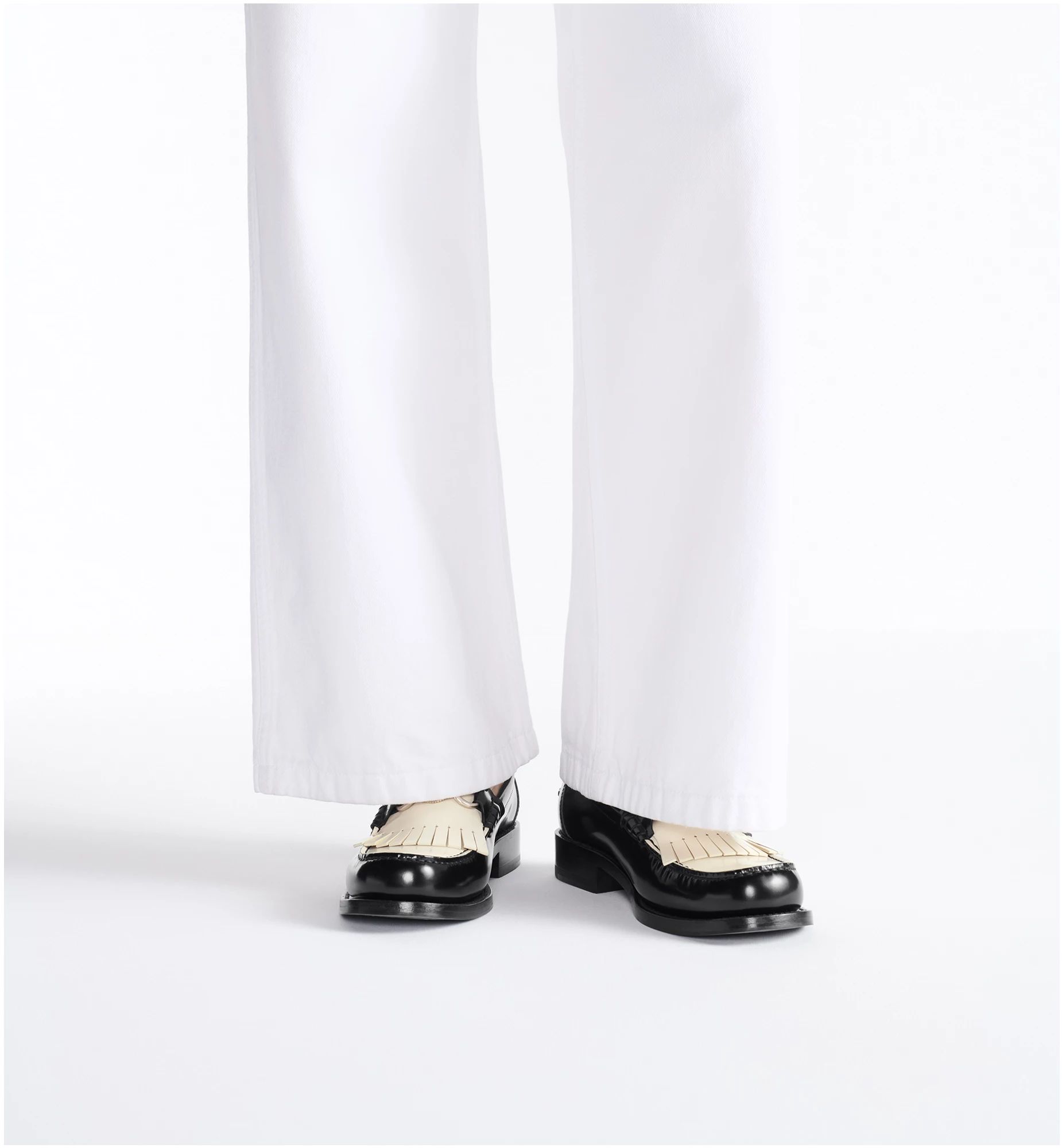 Dior Emblem Loafer - Image 2
